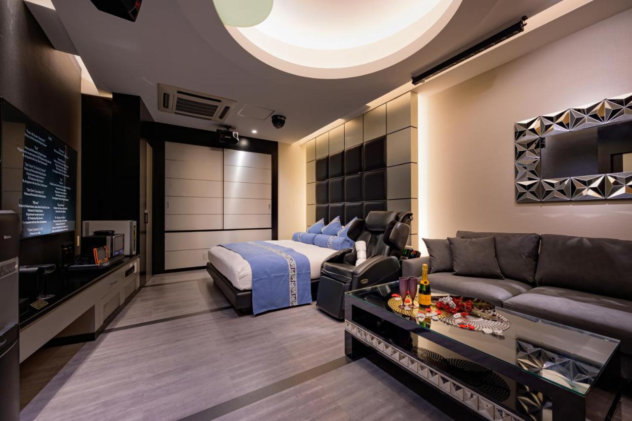 Hotel Dior7つくば Tsuchiura Bagian luar foto